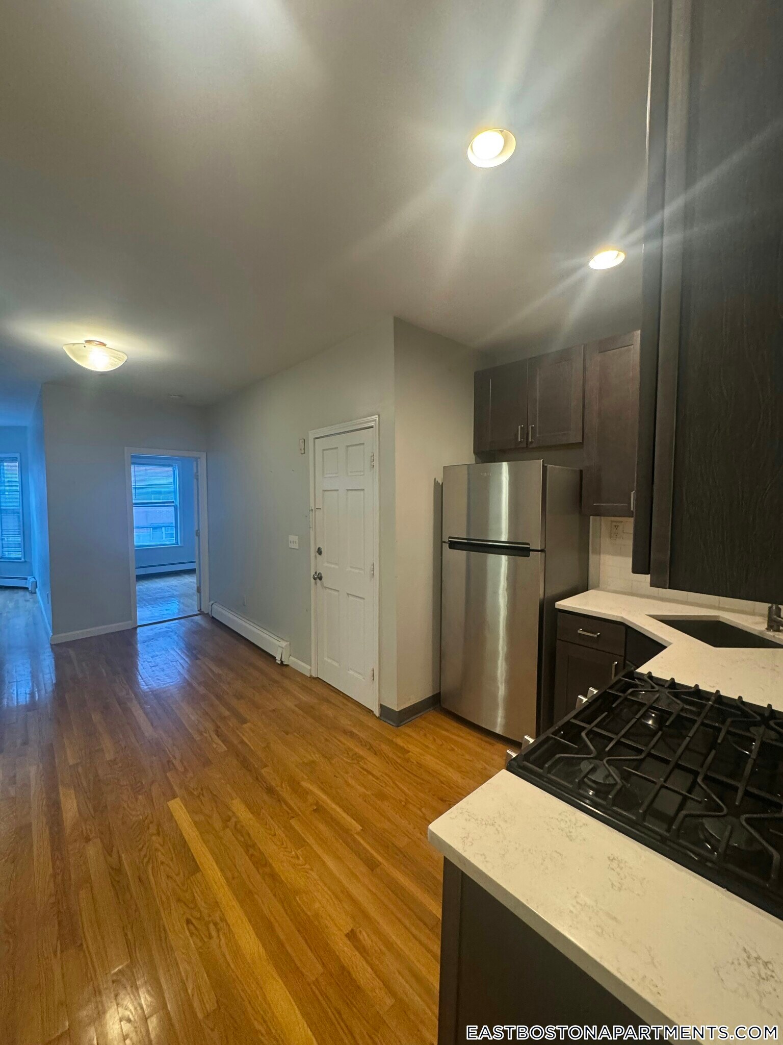 Building Photo - 345 Meridian St