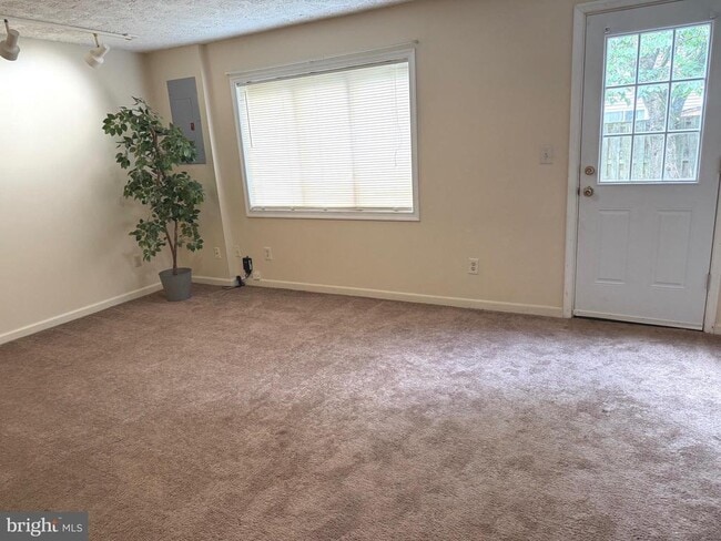 Building Photo - 12866 Bison Ct