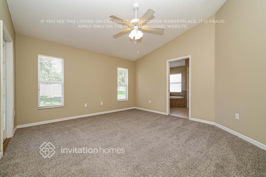 Building Photo - 8015 Alamosa Wood Ave