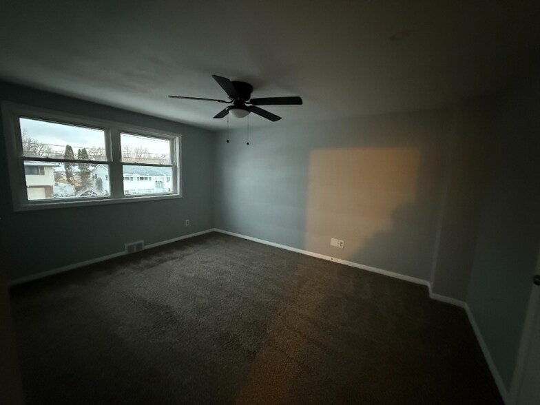 Building Photo - 6018 Devlin Ave