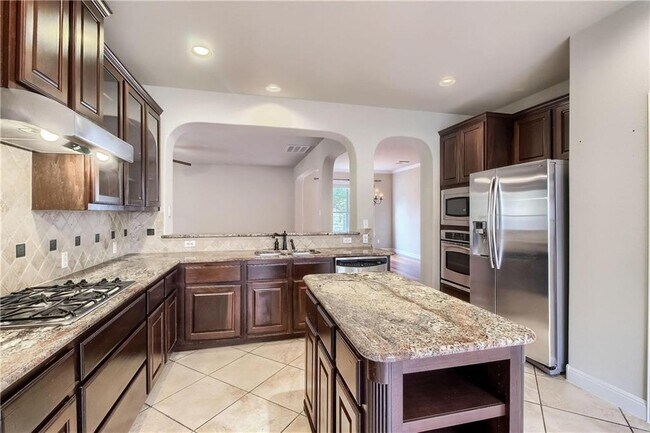 Building Photo - 7913 Menler Dr