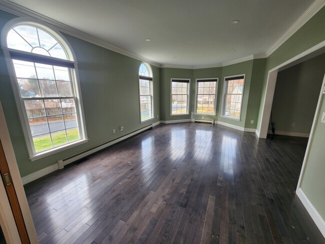 Building Photo - 30 Mary Ann Way