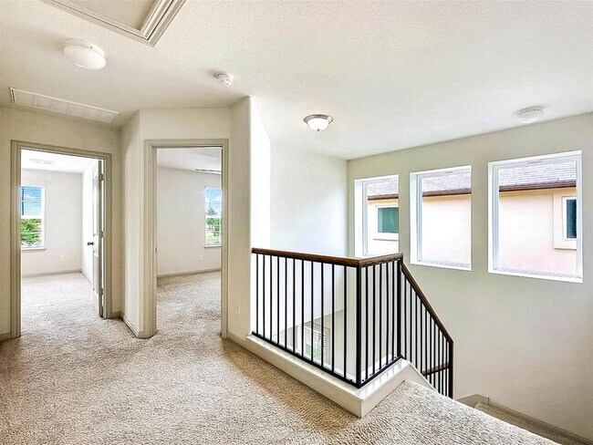 Building Photo - 1116 La Conterra Blvd