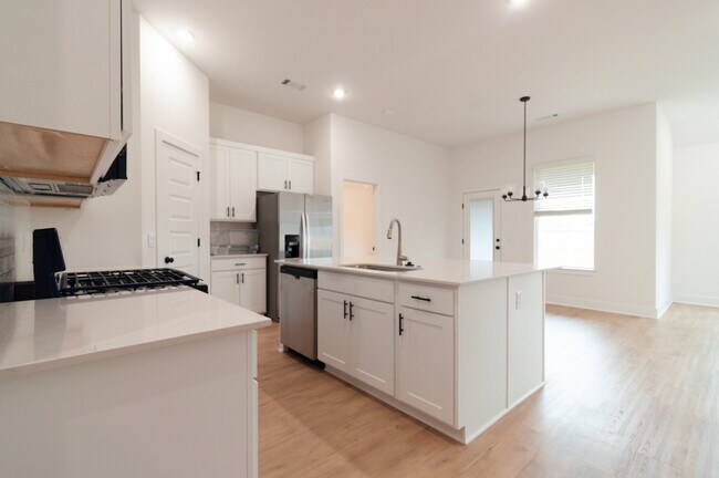 Building Photo - 453 W Gosling Isle