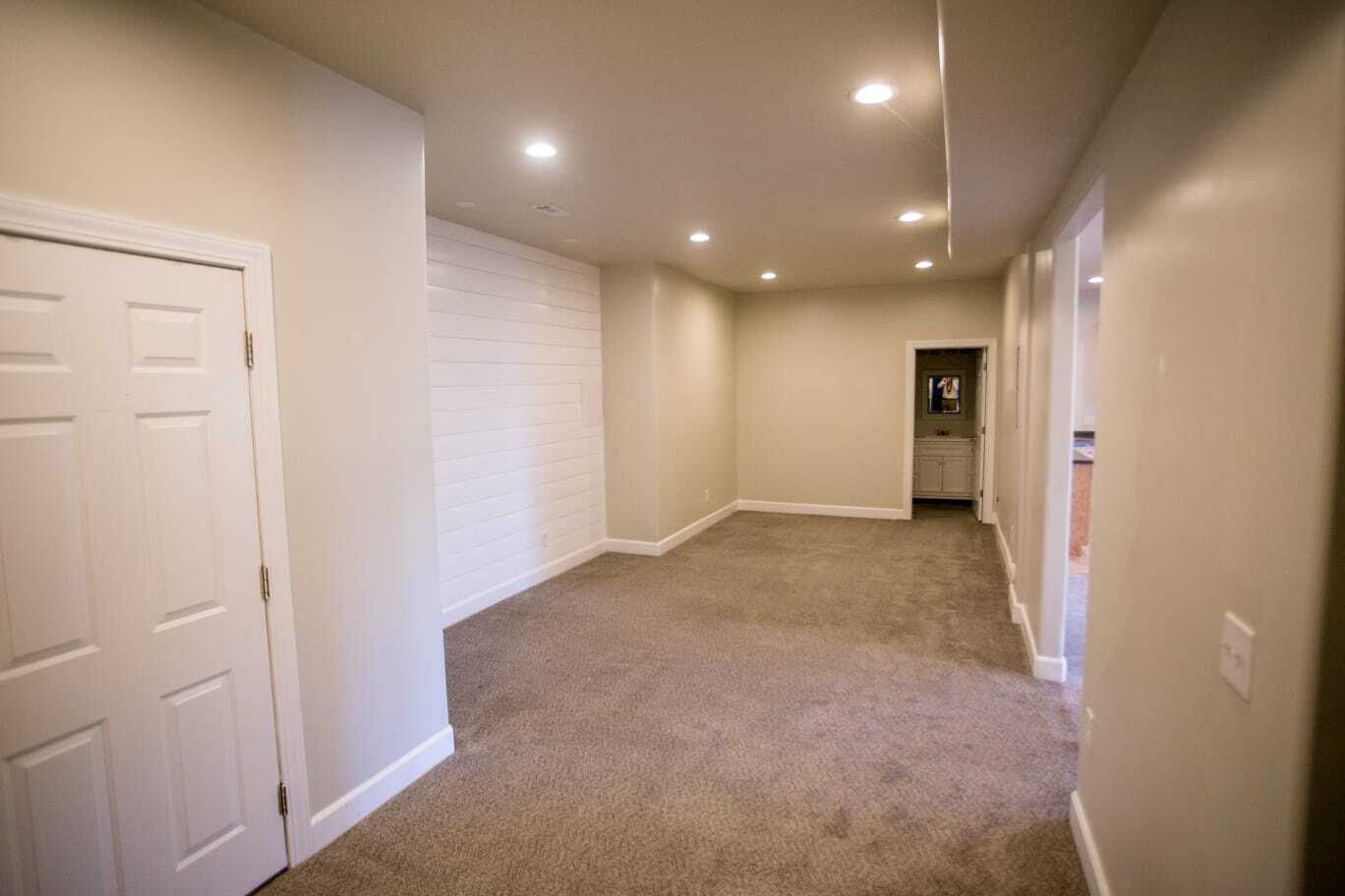 Building Photo - 1364 Northridge Dr