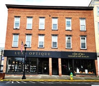 Building Photo - 602 Warren St