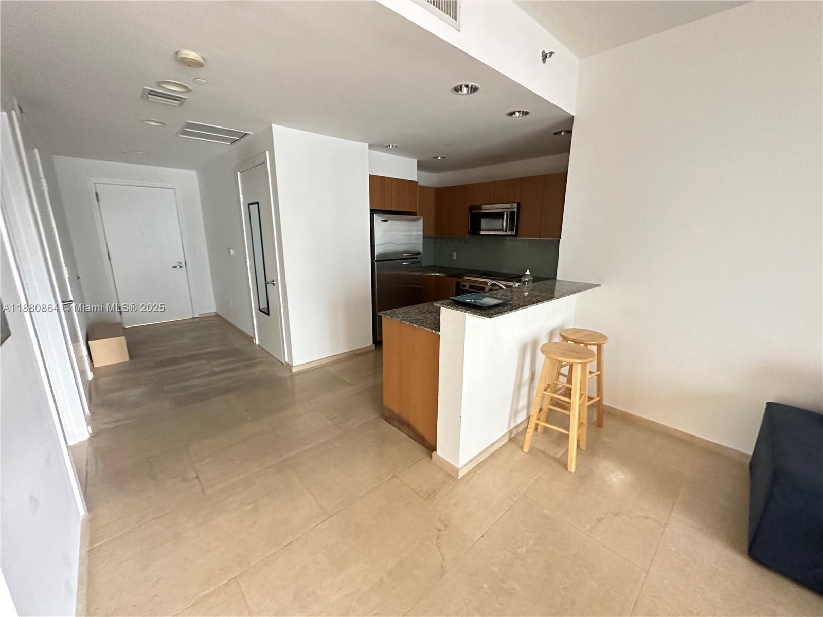 Building Photo - 1050 Brickell Ave