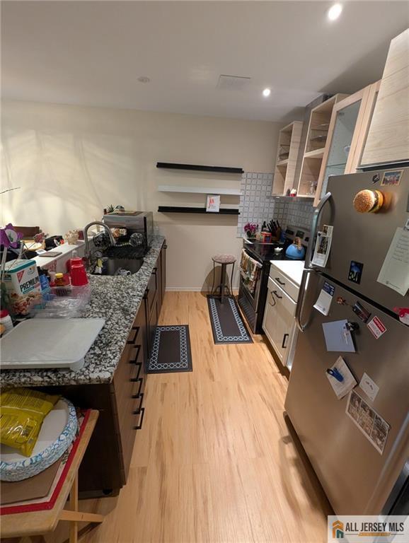 Building Photo - 277 Cross Dr