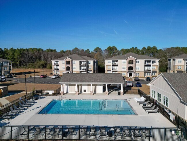 Building Photo - 190 Grove Cir