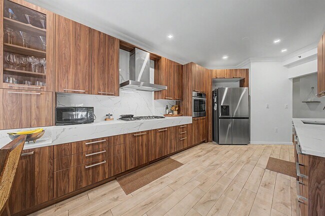 Building Photo - 4 Constellation Pl