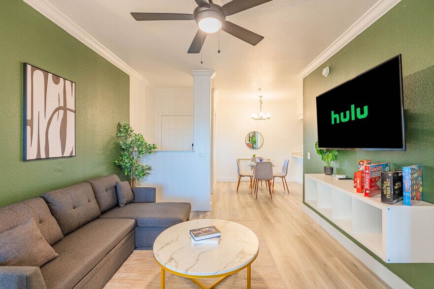 Building Photo - 2155 S 55th St