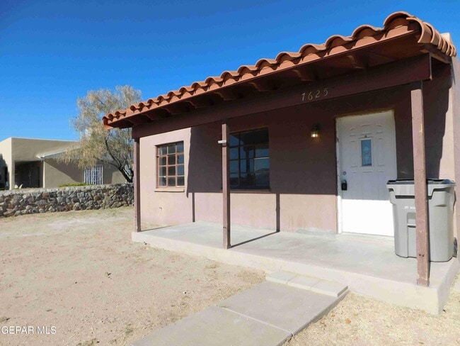 Building Photo - 7625 Hacienda Ave