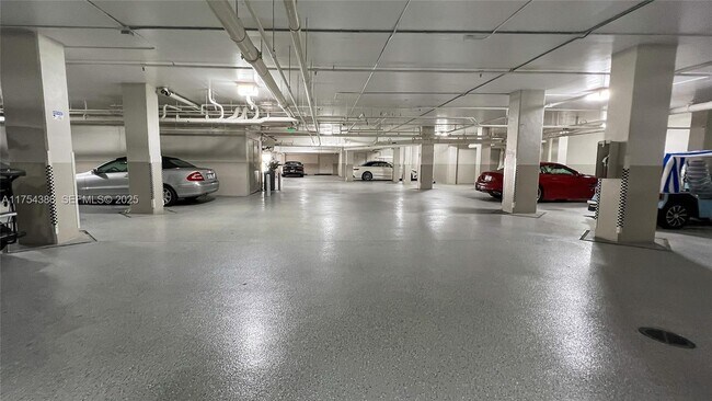 Building Photo - 7241 Fisher Island Dr