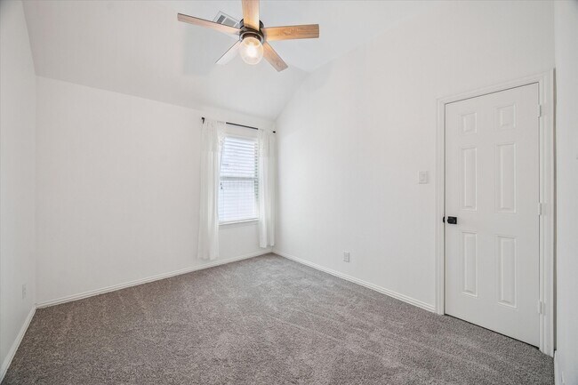Building Photo - 8146 Black Percher St