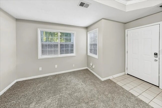 Building Photo - 114 N Etowah Ln