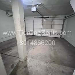 Building Photo - No deposit option for qualified renters