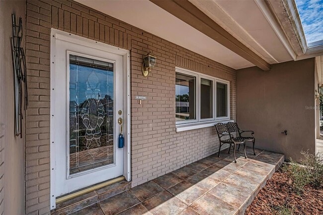 Building Photo - 1387 Hill Dr