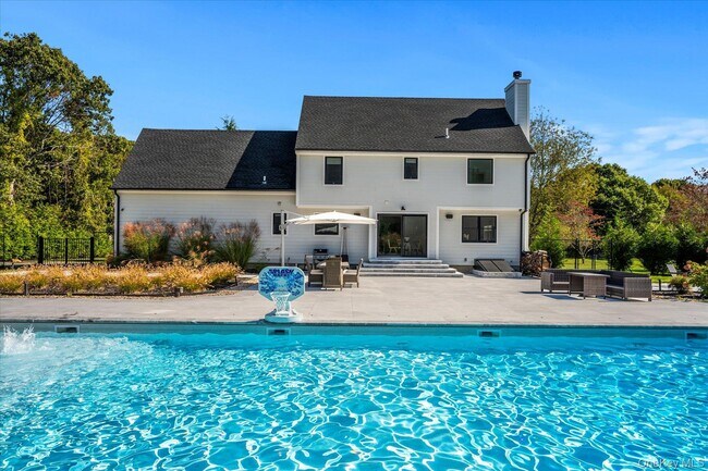 Building Photo - 805 Kayleighs Ct