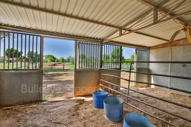 Building Photo - 2672 E Mesquite St