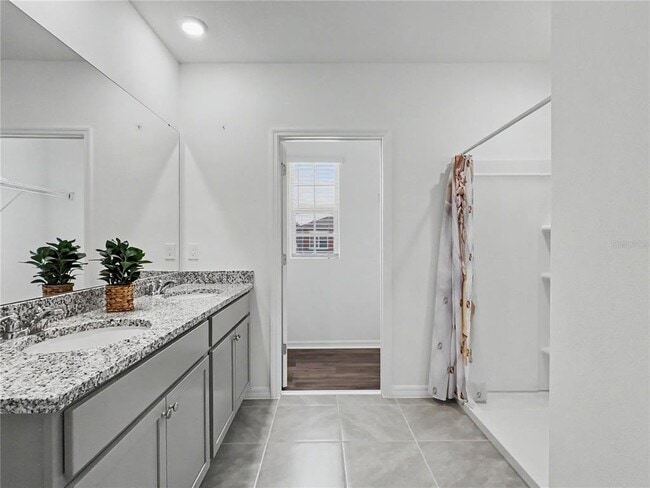 Building Photo - 2085 Doe Run Dr