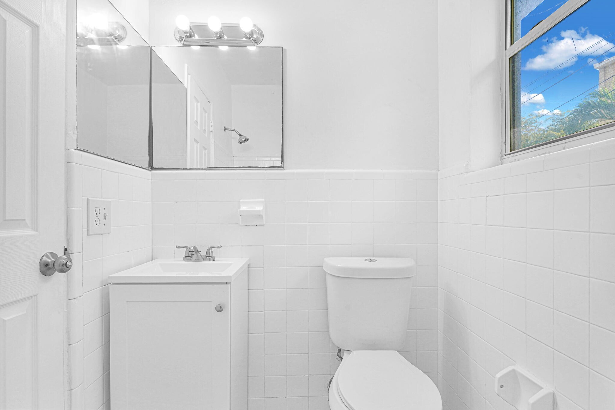 Building Photo - 150 NW 78th St