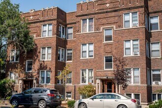 Building Photo - Uptown / Ravenswood - Studio - w/ Decorati...