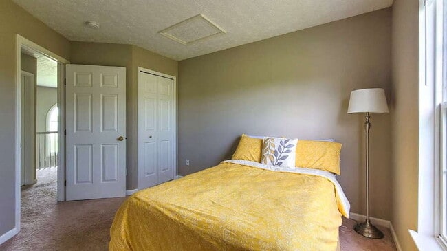 Building Photo - 34835 Cambridge Dr