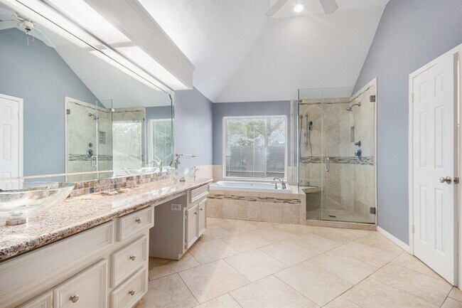 Building Photo - 4105 Pebble Beach Dr