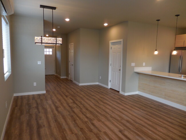 Building Photo - 127 N Lieser Rd
