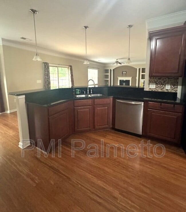 Building Photo - 348 Woodmill Cir