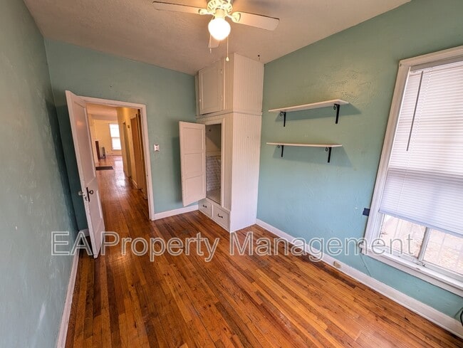 Building Photo - 808 13th St NW