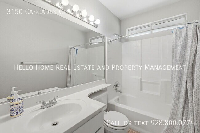 Building Photo - 3150 Cascades Ct