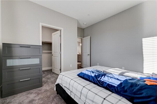 Building Photo - 7572 Mount Spokane Ct