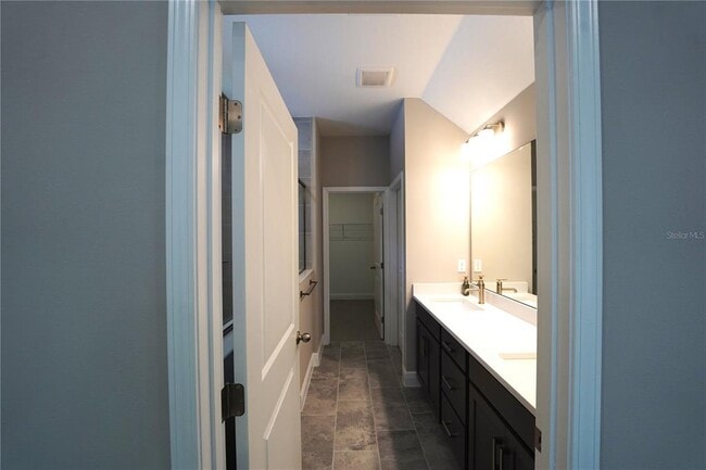 Building Photo - 2173 Sunshine Peak Dr