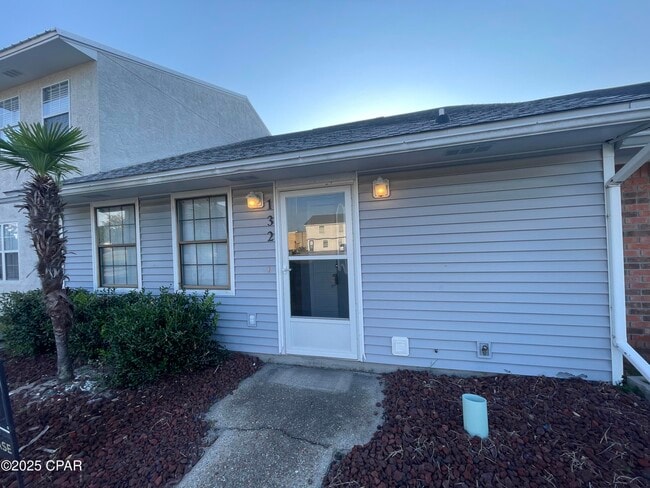Primary Photo - 132 Parker Village Cir
