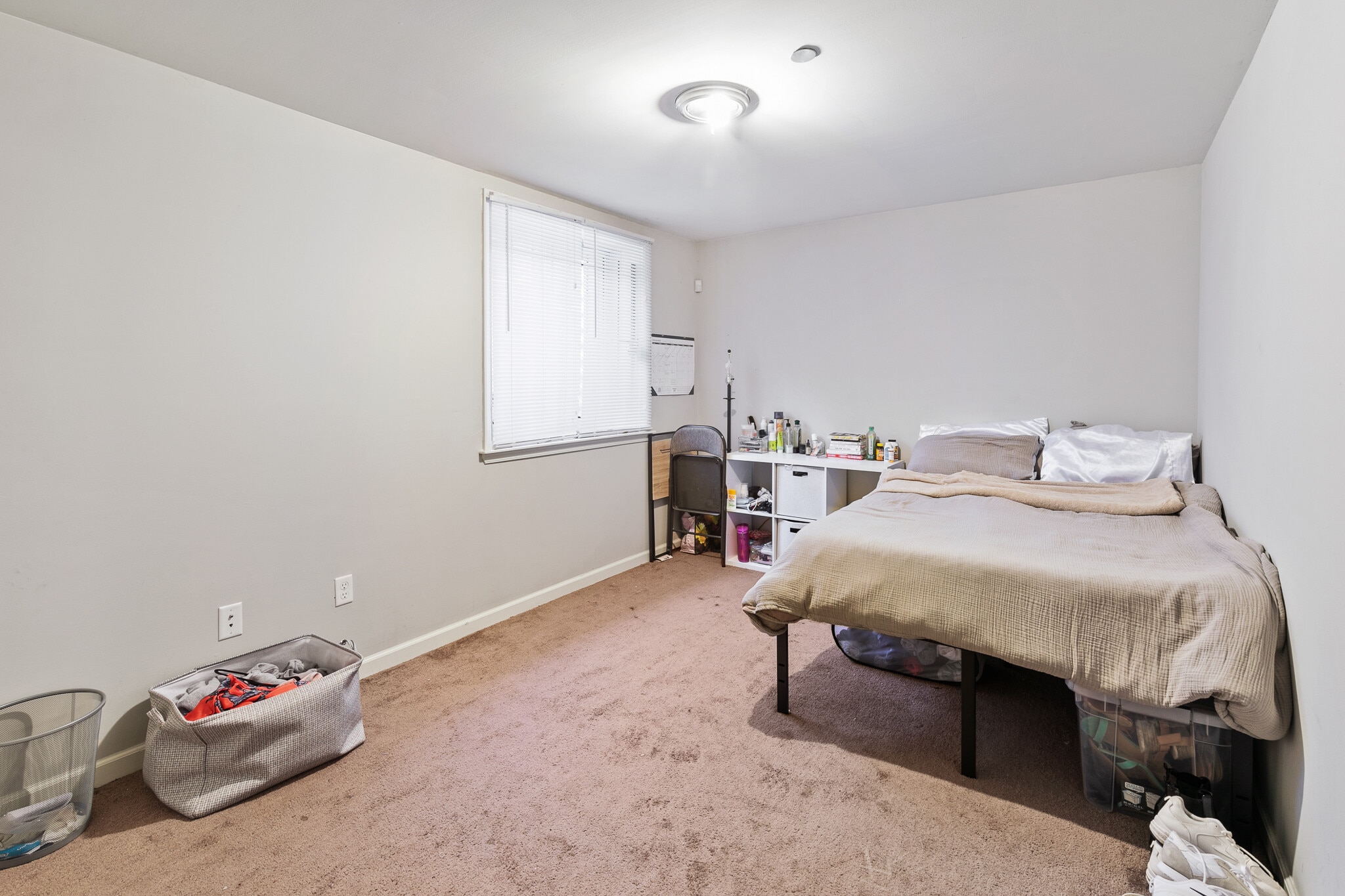 Building Photo - 1628 N Willington St