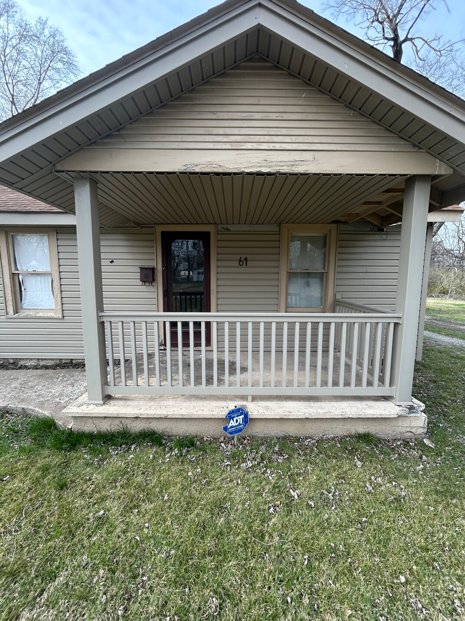 Building Photo - 61 S 49th St