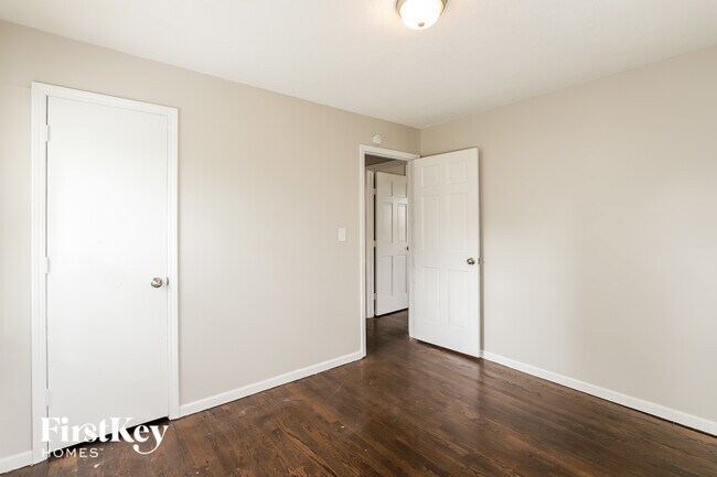 Building Photo - 1403 NE 67th Pl