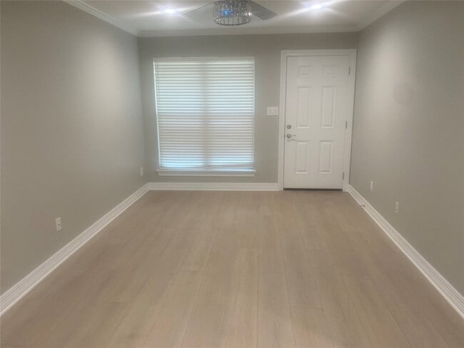 Building Photo - 624 Ridgecrest Dr