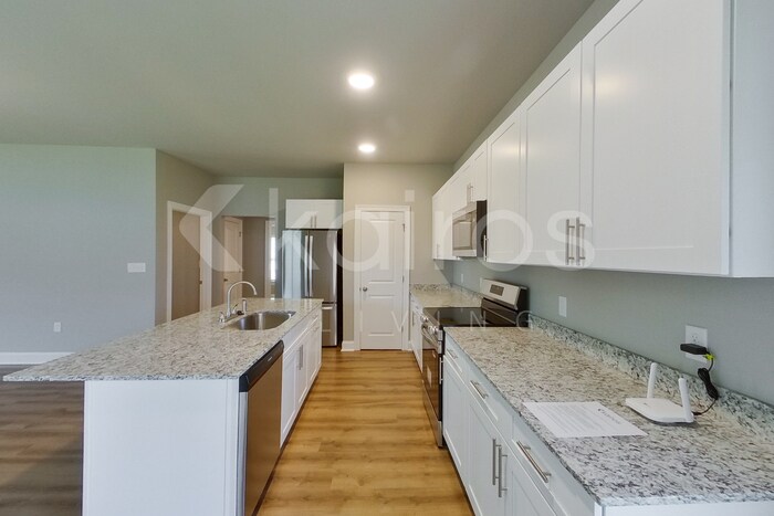 Building Photo - 22856 Monterey Ave
