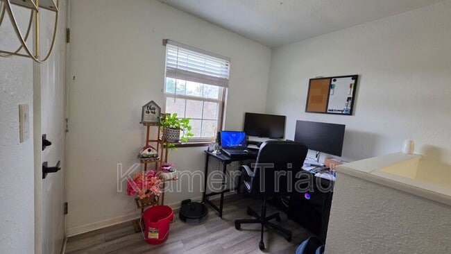 Building Photo - 19154 Northridge Dr