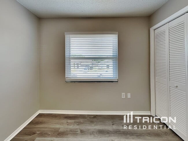 Building Photo - 1374 Bramblewood Dr