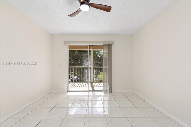 Building Photo - 13250 SW 4th Ct