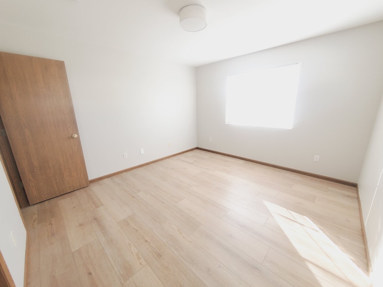 Building Photo - 1200 Murray St NE