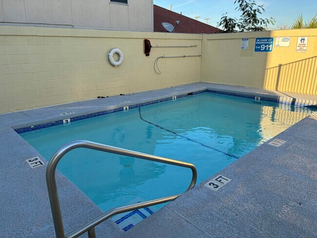 Building Photo - 5402 Marcella Ave