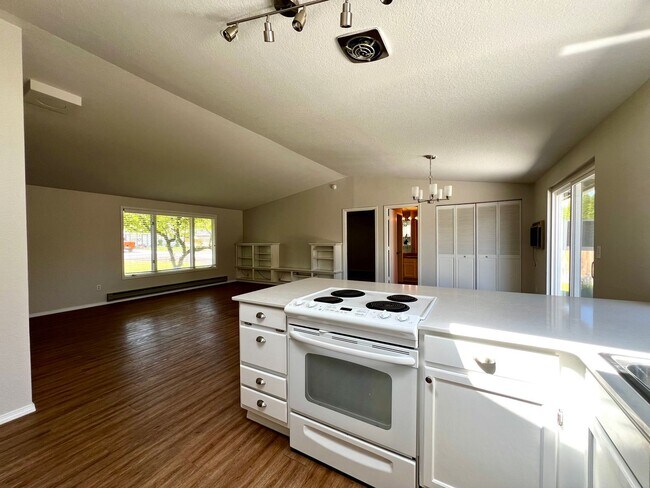 Building Photo - Non-Refundable & Security Deposit Total: $...