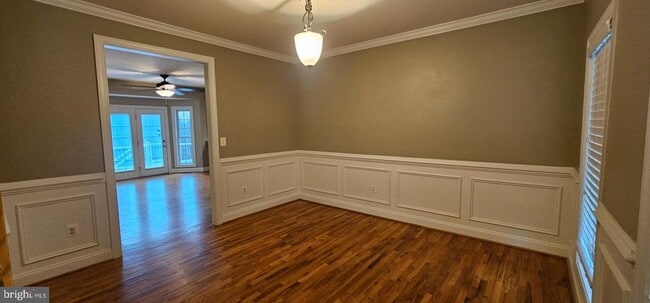 Building Photo - 123 Van Gogh Terrace