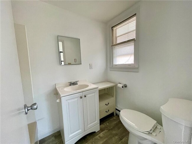 Building Photo - 5 Frances Dr