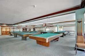 Building Photo - 1400 St Charles Pl