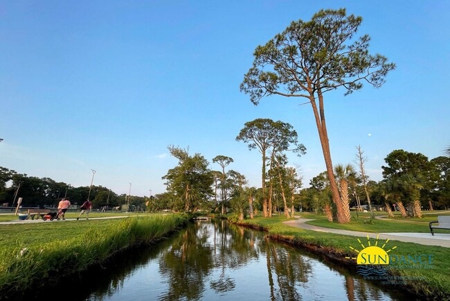 Building Photo - Elegant 4-Bedroom Home in Elliot Point with multiple neighborhood parks!